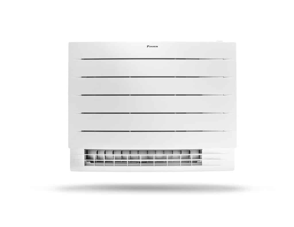 Daikin Perfora gulvmodel luft til luft-varmepumpe lige på